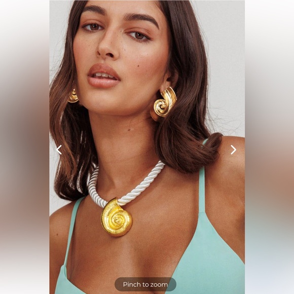 FREE PEOPLE /THRONES SPIRAL GOLD NAUTILUS SHELL ROPE NECKLACE- NWOT - Picture 2 of 10